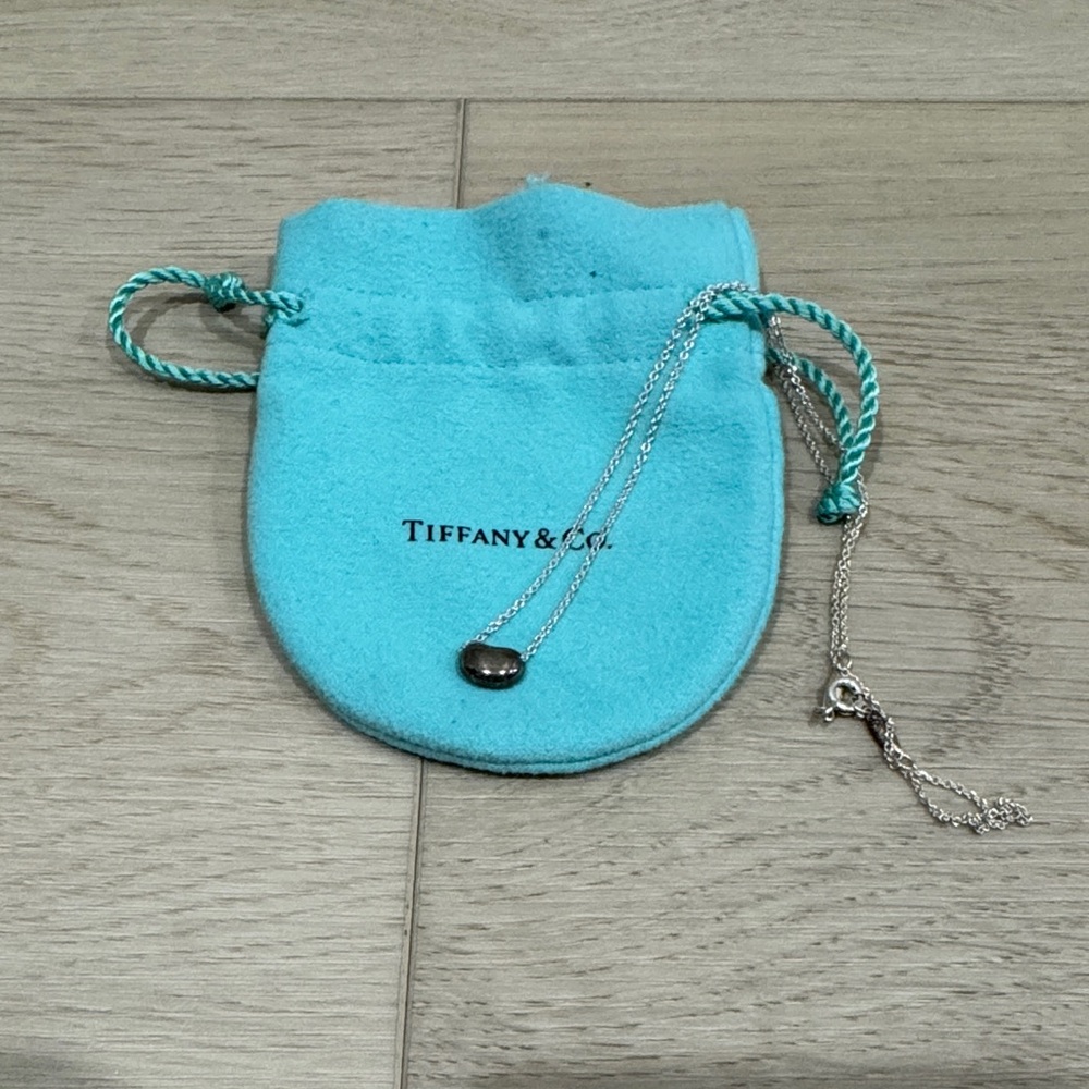 Tiffany & Co. Elsa Peretti Bean Design Pendant